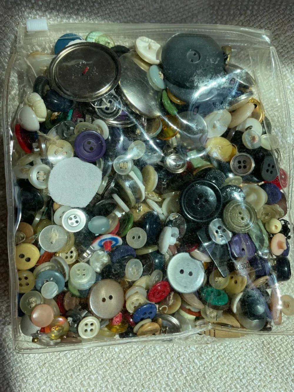Vintage Mixed Buttons Lot